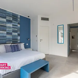https://casa-azul-alla-cala-by-wonderful-italy.palermohotels.org